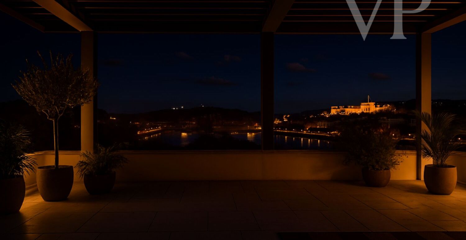 A teraszról látható este