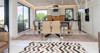 von_poll_real_estate_property_HU25439548_image_5
