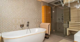 von_poll_real_estate_property_HU25439548_image_14