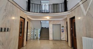 von_poll_real_estate_property_HU25439552_image_2