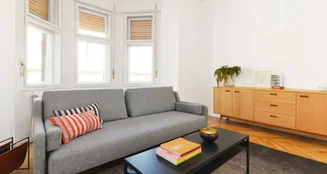 von_poll_real_estate_property_HU25439555_image_1