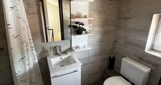 von_poll_real_estate_property_HU25439560_image_7