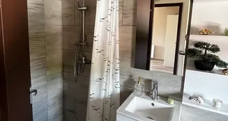 von_poll_real_estate_property_HU25439560_image_8