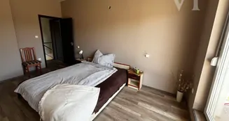 von_poll_real_estate_property_HU25439560_image_5