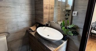 von_poll_real_estate_property_HU25439560_image_12