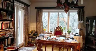 von_poll_real_estate_property_HU25439568_image_1