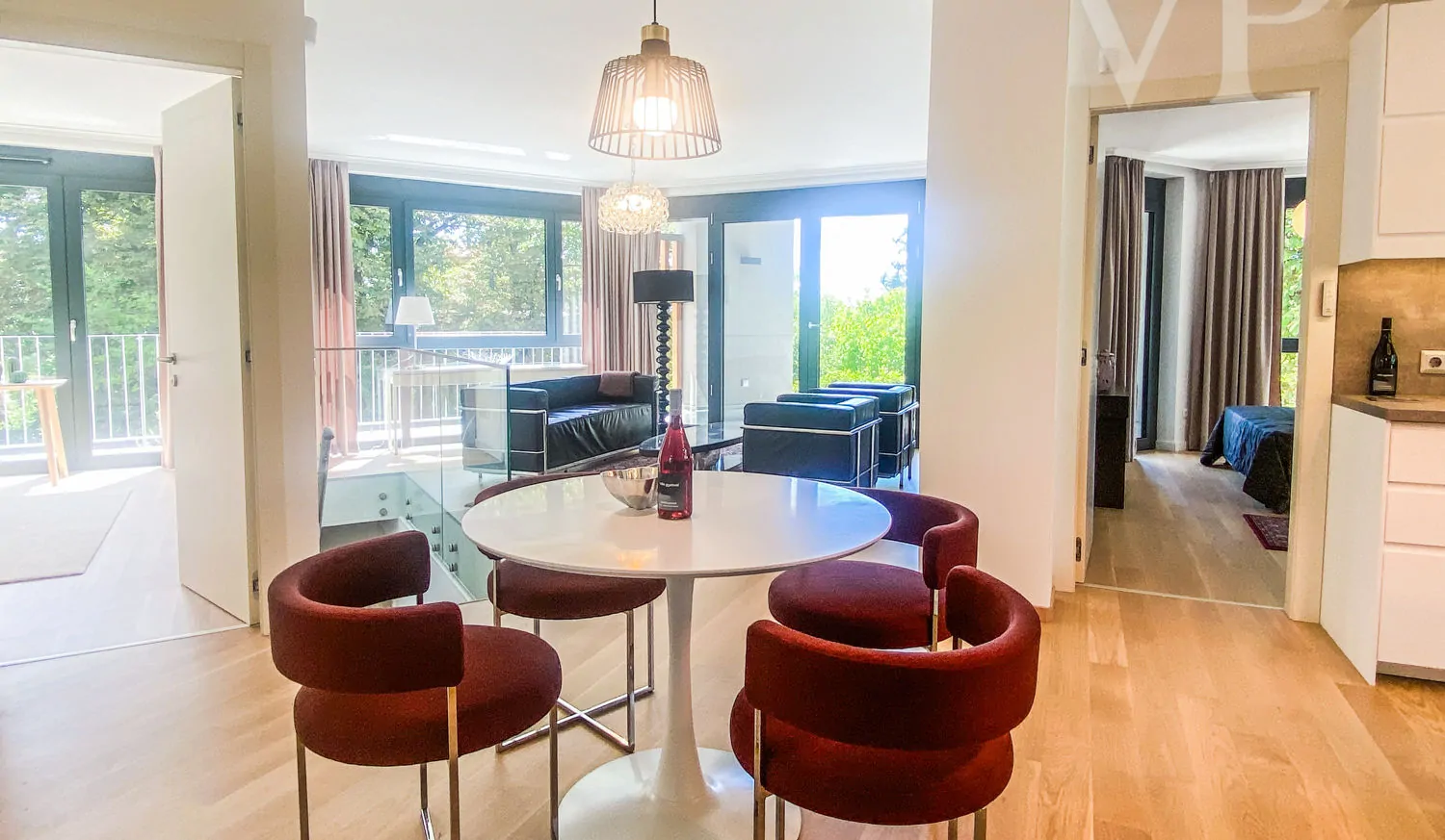 F8010E22-D0BA-499C-BB0E-B4B0C650A726