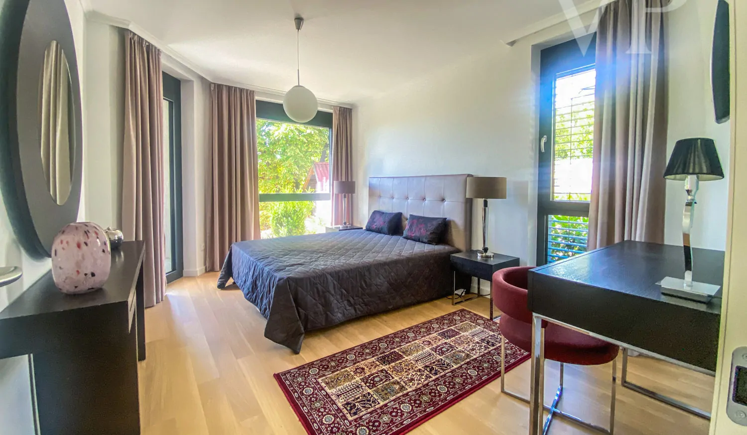 78B2AD9D-F535-4EA0-BE4A-728CA456A9FC