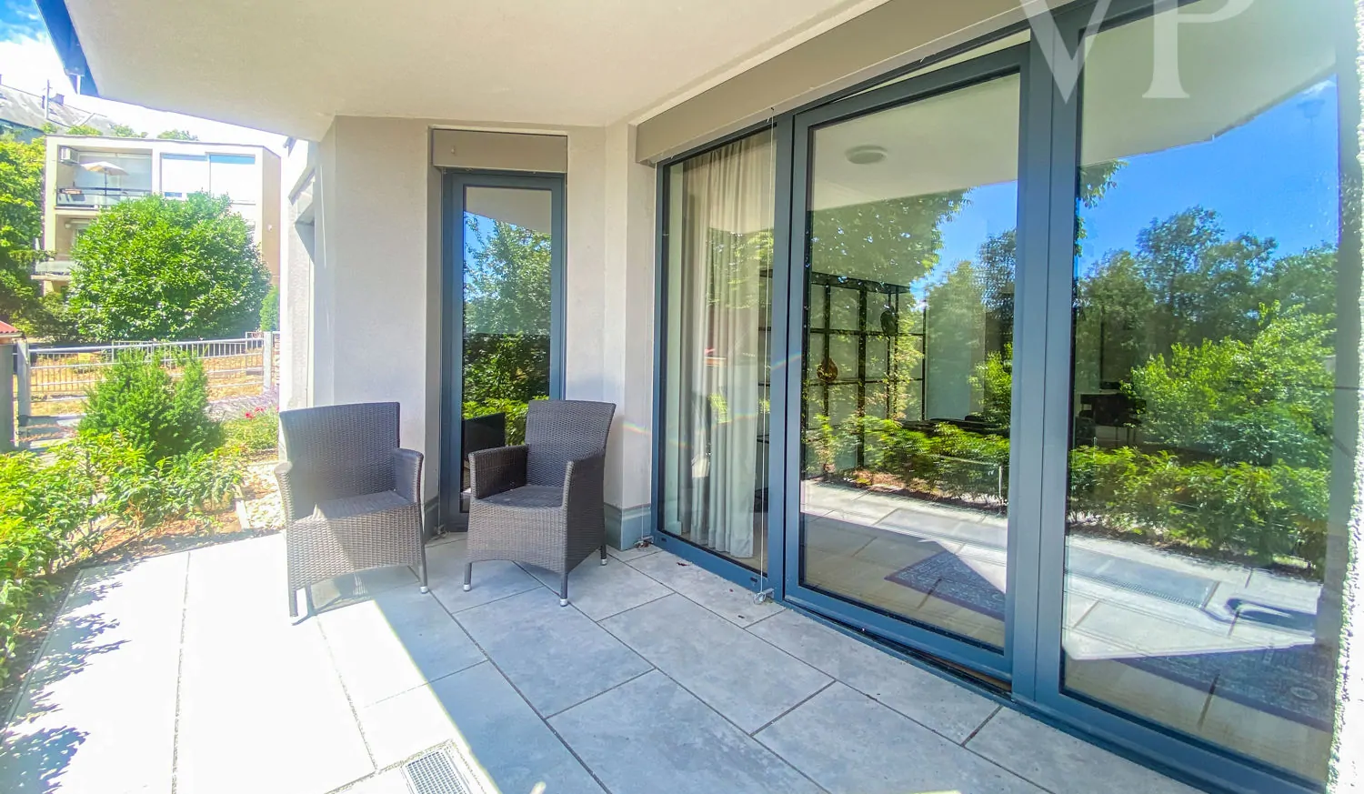 BF0794E6-2A64-4116-B3CA-7F690474B5ED