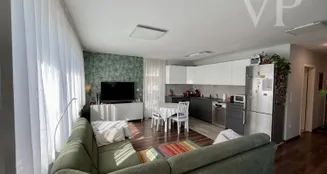 von_poll_real_estate_property_HU25439572_image_5