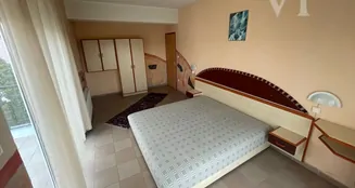 von_poll_real_estate_property_HU25439575_image_3