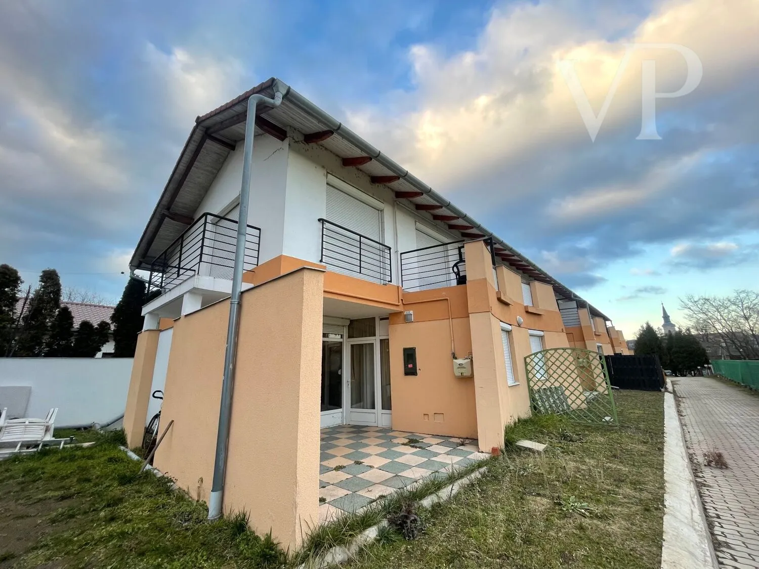 E1B0A0CB-BE5D-4AD8-9F71-11CE9917C2C4