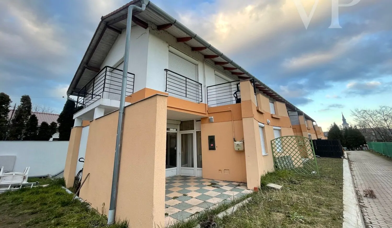 E1B0A0CB-BE5D-4AD8-9F71-11CE9917C2C4