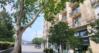 von_poll_real_estate_property_HU25439581_image_1