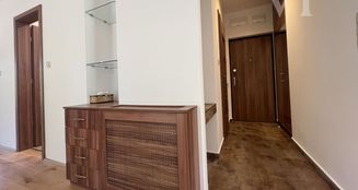 von_poll_real_estate_property_HU25439587_image_15