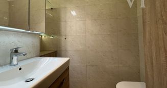 von_poll_real_estate_property_HU25439587_image_17