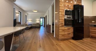 von_poll_real_estate_property_HU25439587_image_26