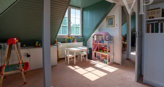 von_poll_real_estate_property_HU25439586_image_6