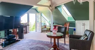 von_poll_real_estate_property_HU25439586_image_4