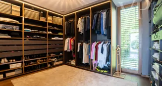 von_poll_real_estate_property_HU25439593_image_15