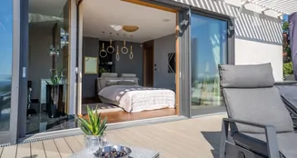 von_poll_real_estate_property_HU25439593_image_0