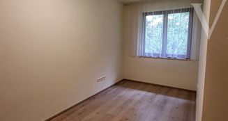 von_poll_real_estate_property_HU25439596_image_8