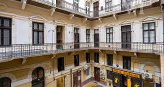 von_poll_real_estate_property_HU25439611_image_29