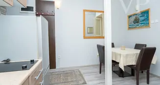 von_poll_real_estate_property_HU25439611_image_25