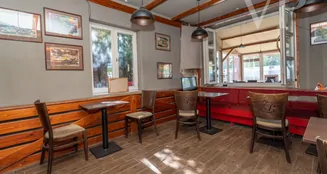 von_poll_real_estate_property_HU25439609_image_6