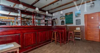 von_poll_real_estate_property_HU25439609_image_8