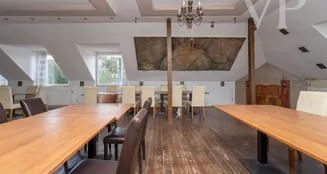 von_poll_real_estate_property_HU25439609_image_37