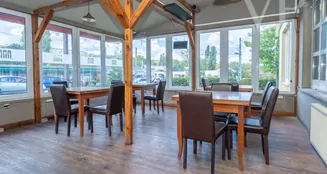 von_poll_real_estate_property_HU25439609_image_17