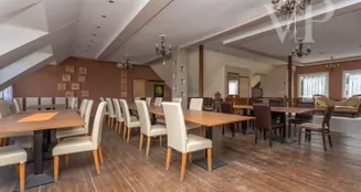 von_poll_real_estate_property_HU25439609_image_28