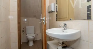 von_poll_real_estate_property_HU25439609_image_40