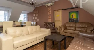 von_poll_real_estate_property_HU25439609_image_38