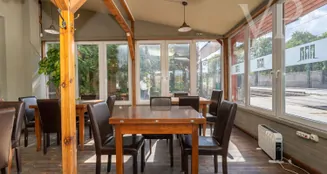 von_poll_real_estate_property_HU25439609_image_0