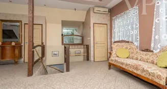 von_poll_real_estate_property_HU25439609_image_39