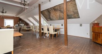 von_poll_real_estate_property_HU25439609_image_27