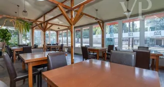 von_poll_real_estate_property_HU25439609_image_15