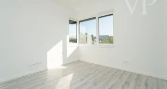 von_poll_real_estate_property_HU25439615_image_12