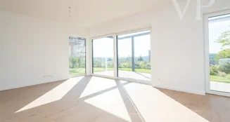 von_poll_real_estate_property_HU25439615_image_24