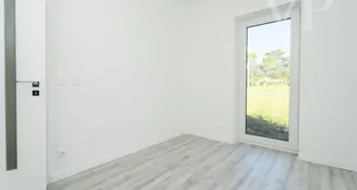 von_poll_real_estate_property_HU25439615_image_18