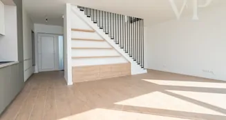 von_poll_real_estate_property_HU25439615_image_28