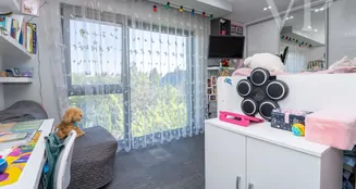 von_poll_real_estate_property_HU25439616_image_16