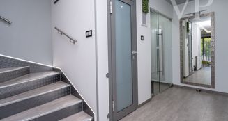 von_poll_real_estate_property_HU25439616_image_11