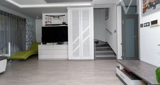 von_poll_real_estate_property_HU25439616_image_8