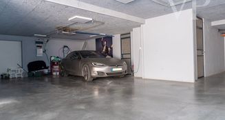 von_poll_real_estate_property_HU25439616_image_1