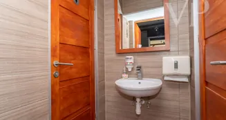 von_poll_real_estate_property_HU25439609_image_64