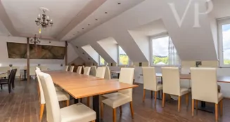 von_poll_real_estate_property_HU25439609_image_67