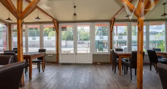 von_poll_real_estate_property_HU25439609_image_102